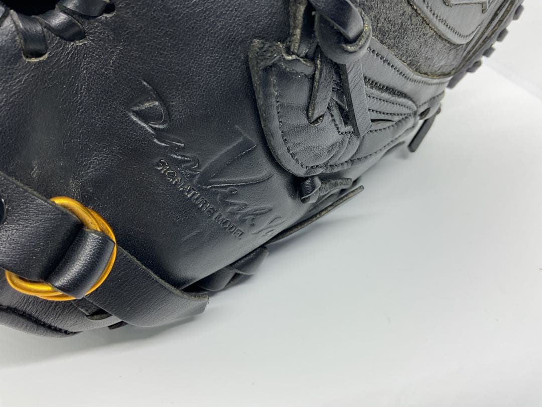 NIKE ナイキ　軟式グローブ SIGNATURE MODEL