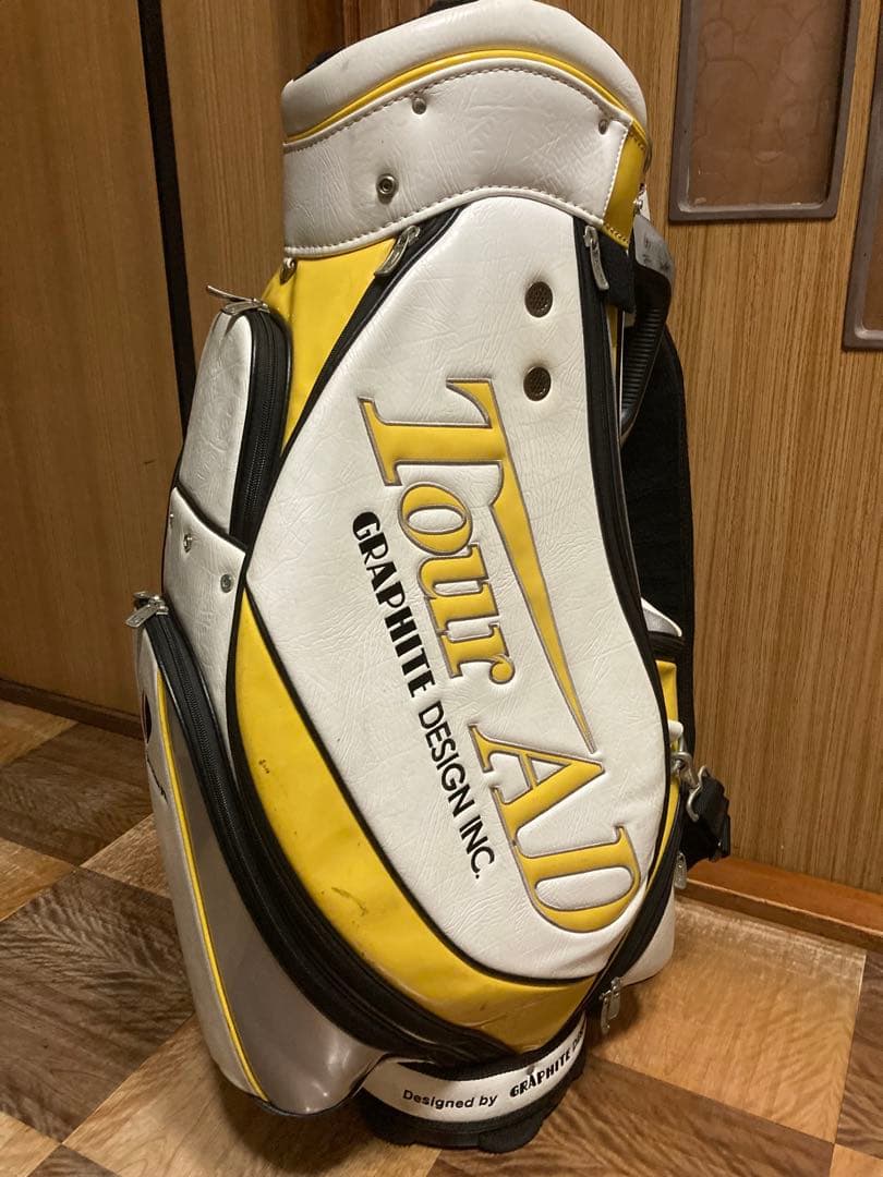 Tour AD 3点式ツアーキャディーバッグ　フード付属