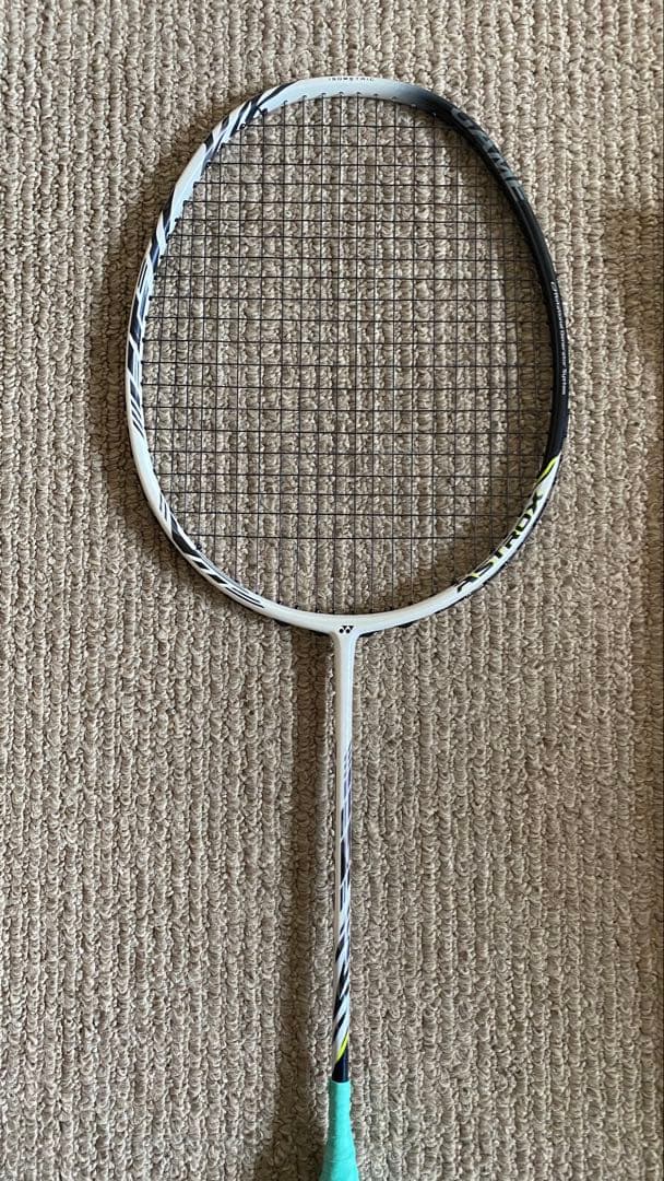 【美品】YONEX アストロクス99-ゲーム