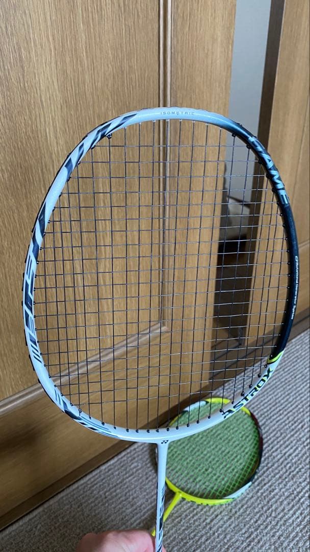 【美品】YONEX アストロクス99-ゲーム