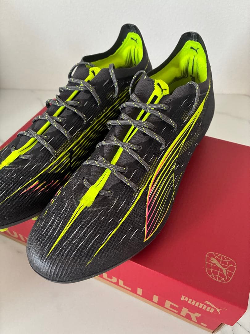 PUMAウルトラ 5 アルティメット MG 26.5cm ほぼ未使用