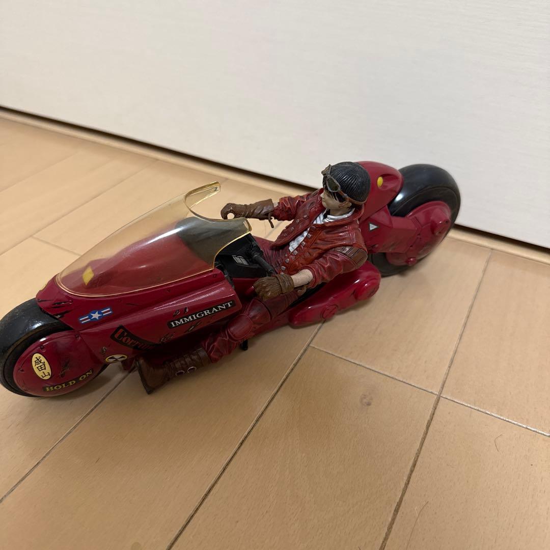 マクファーレン　AKIRA金田　 KANEDA ON MOTORCYCLEアキラ