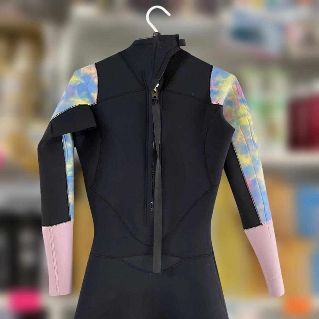 ROXY ロキシーウェットスーツフルスーツ 3ミリ特別オーダー品定価45,800