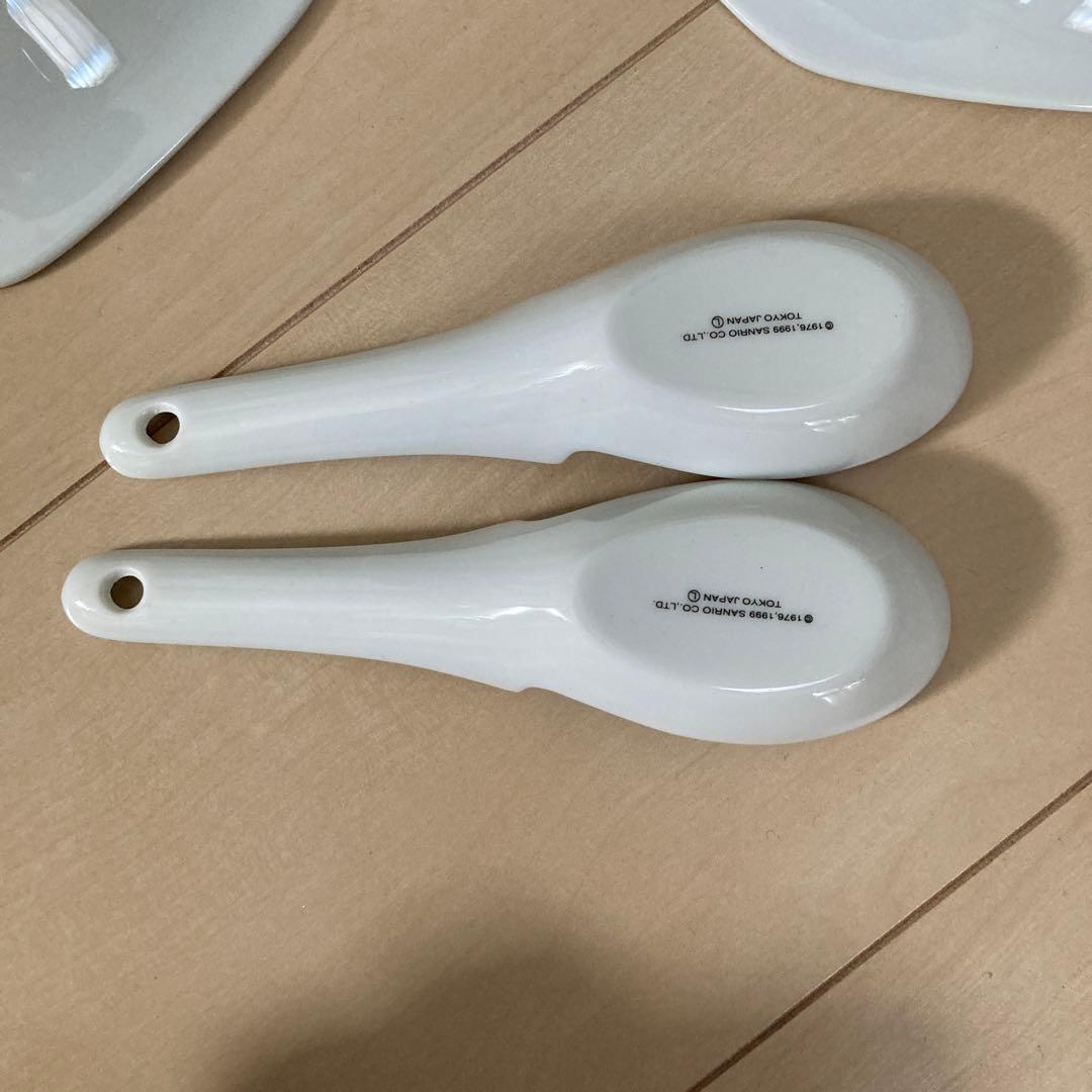 ハローキティ 八角形皿　レンゲ セット