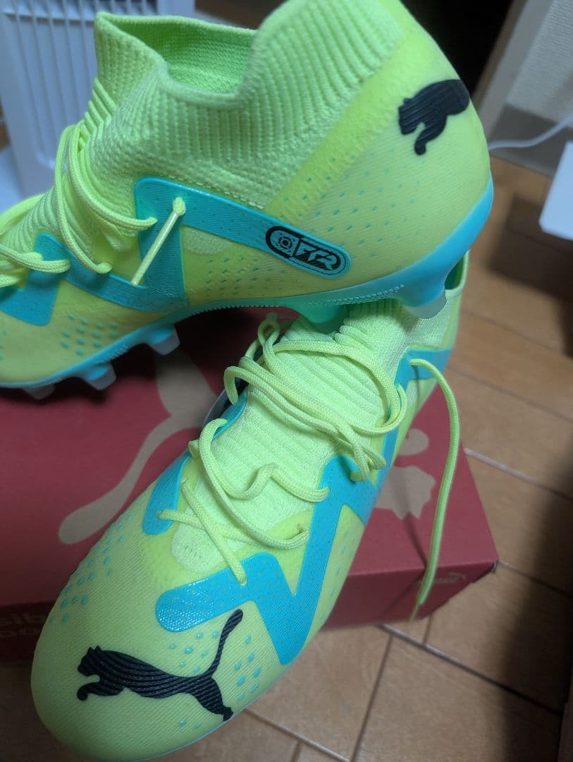 PUMA サッカーシューズ イエロー/ブルー