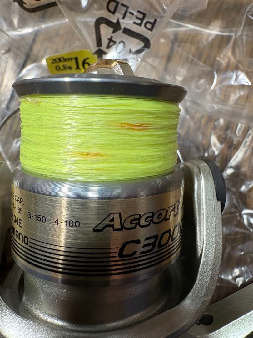 SHIMANO Accort XT C3000 スピニングリール
