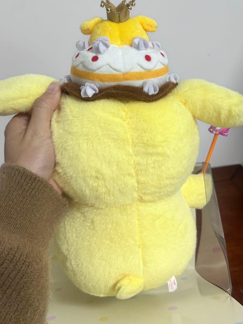 サンリオ　ポムポムプリンぬいぐるみ
