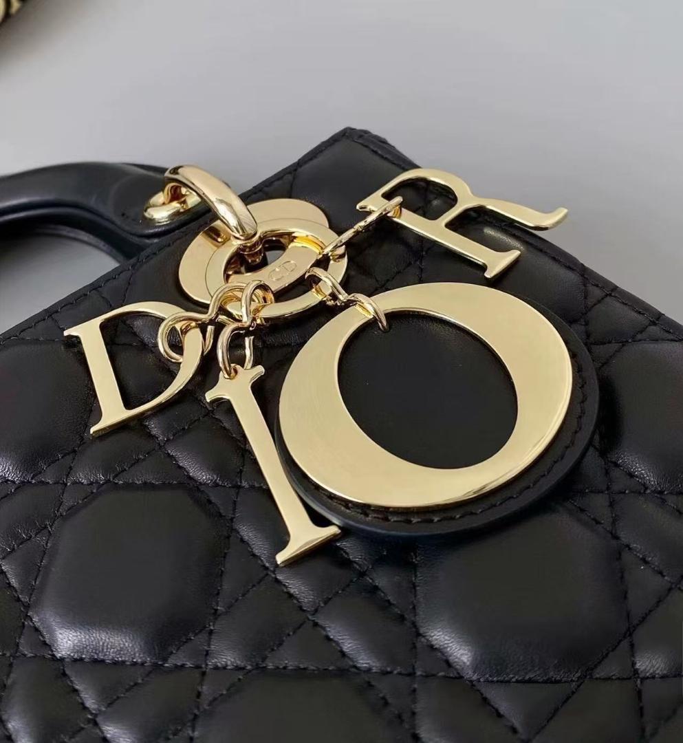 Dior 希少✨ 状態良好ブラック キルティング バッグ