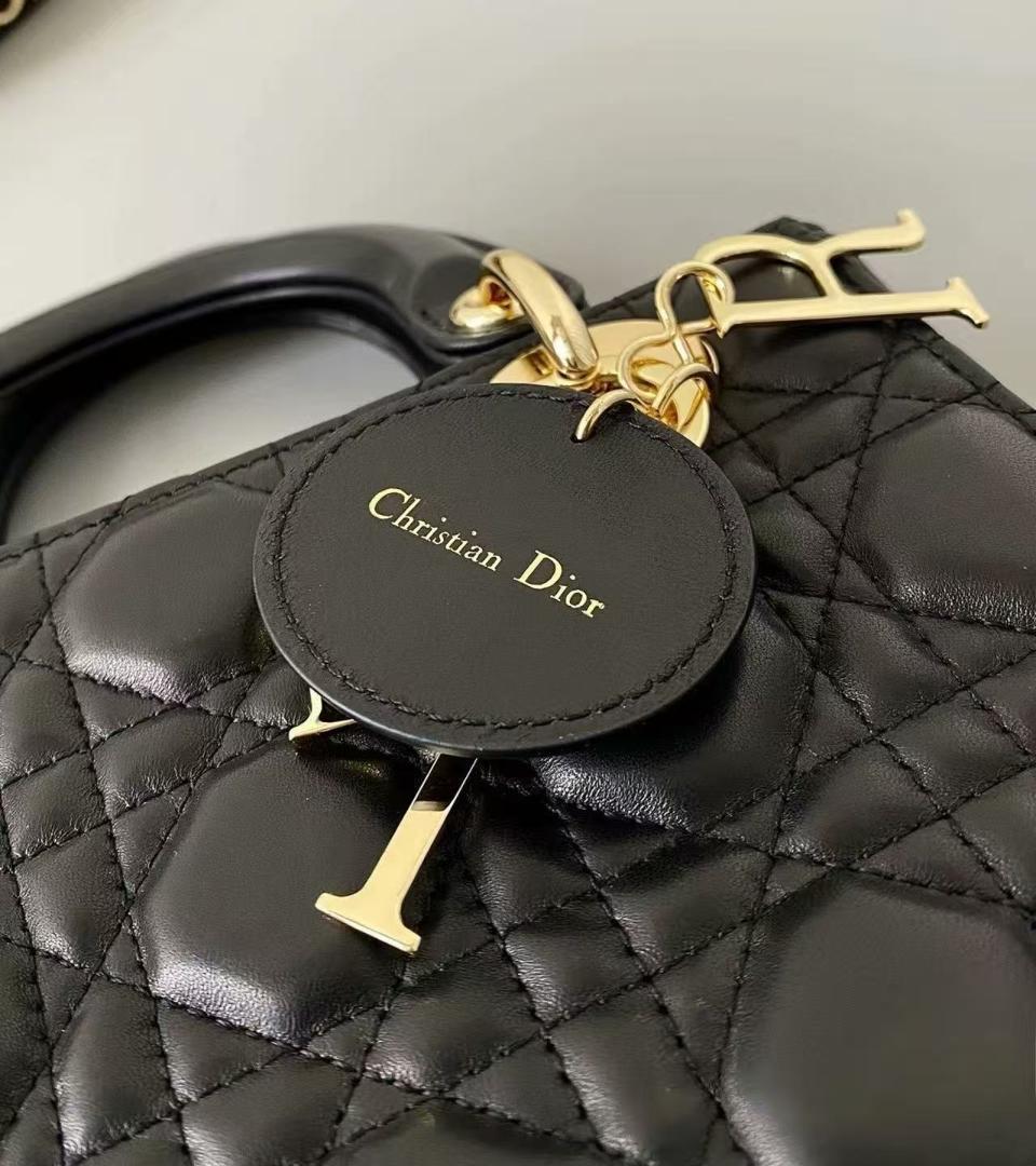 Dior 希少✨ 状態良好ブラック キルティング バッグ