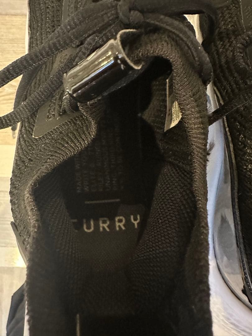 Under Armour CURRY8バスケットシューズ ブラック