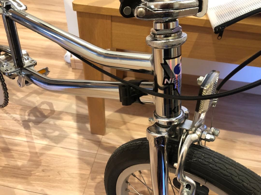 美品　ネオバイク　キラ　16インチ 折りたたみ自転車