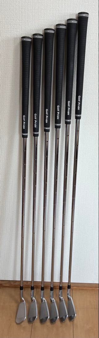 【希少・美品】スリクソン ZXi5アイアン、5-P、6本セット、レフティ