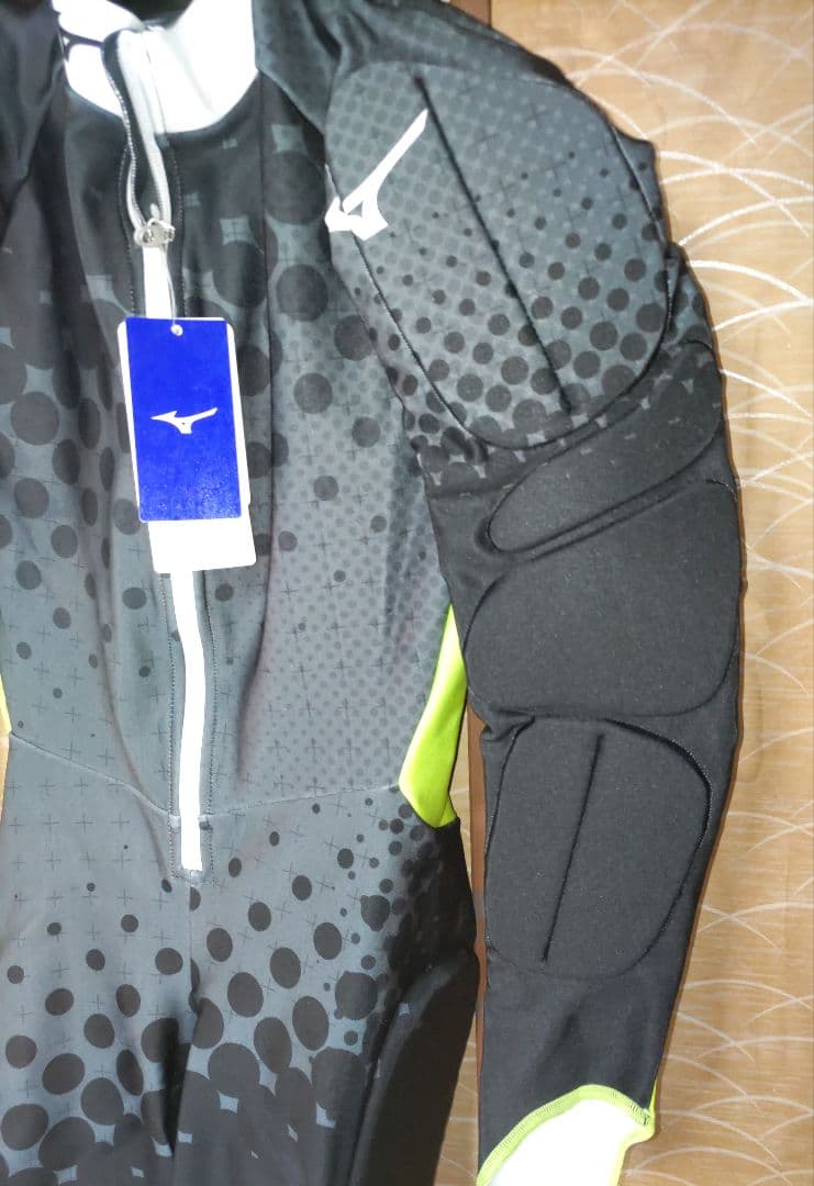 新品タグ付き ミズノ MIZUNO FIS 対応ワンピース