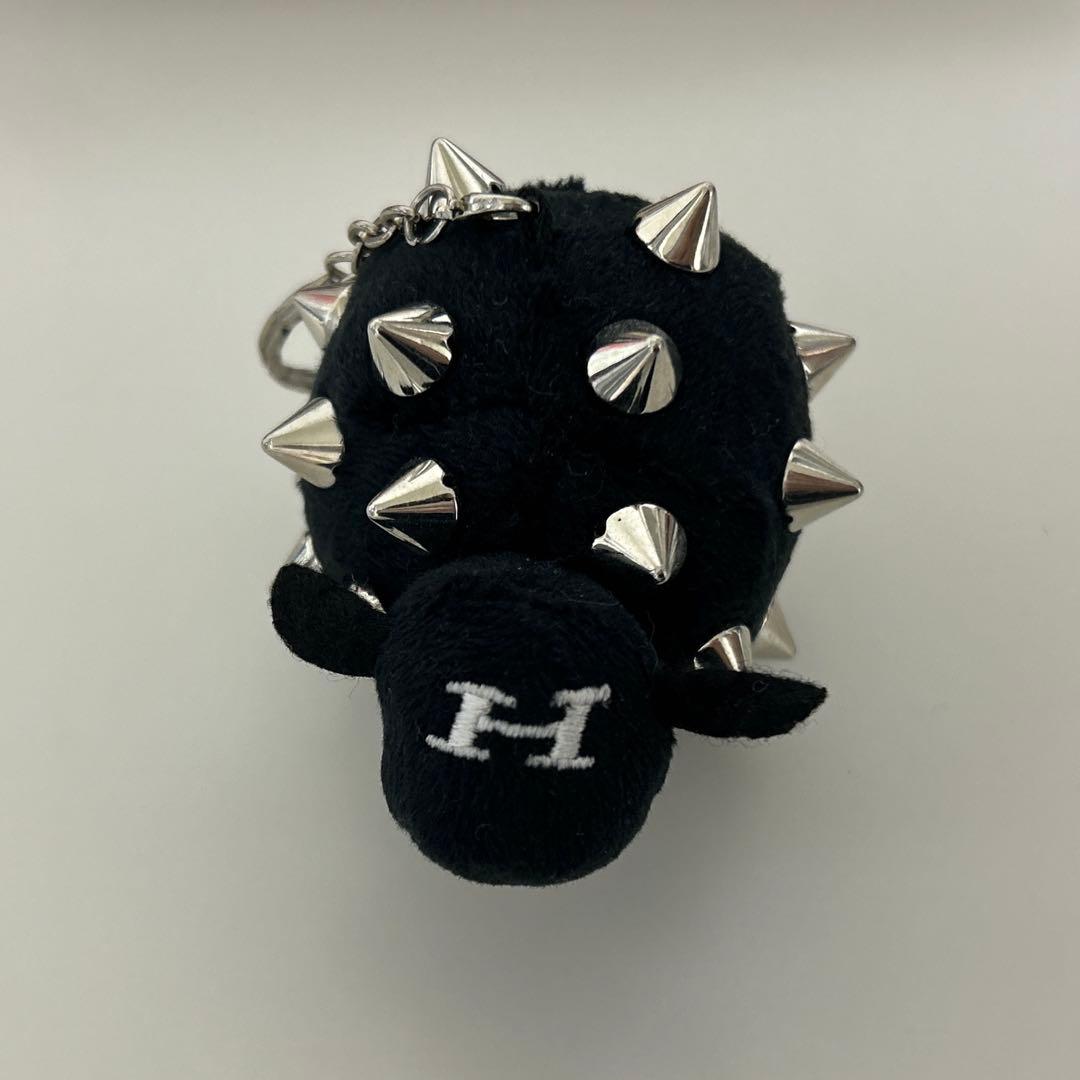 文学　ひつじちゃん キーホルダー スタッズ　prickly BLACK