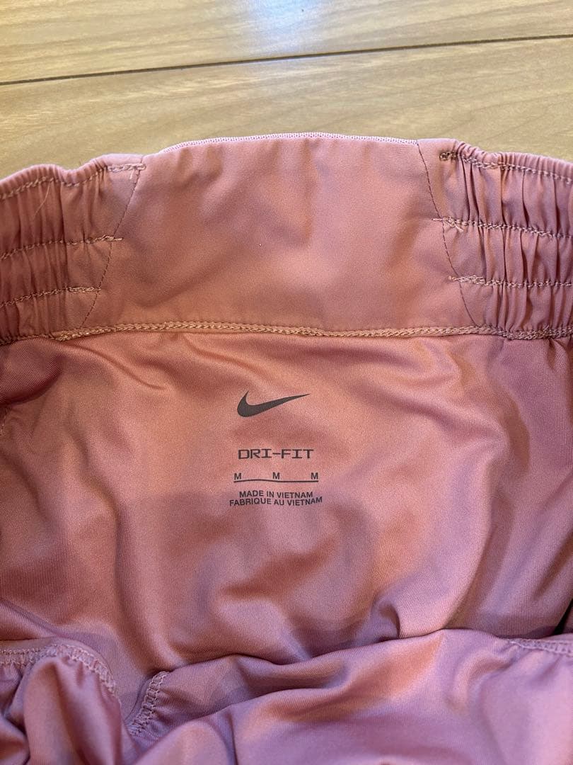 Nike トレーニングウェアセット ブラック　ピンク