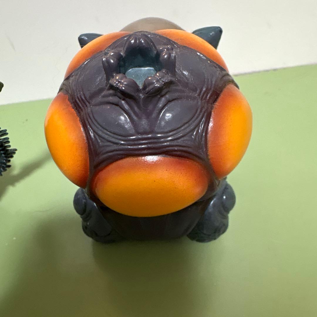 異形のピカチュウ フシギダネ エイリアン コラボ　フィギュア