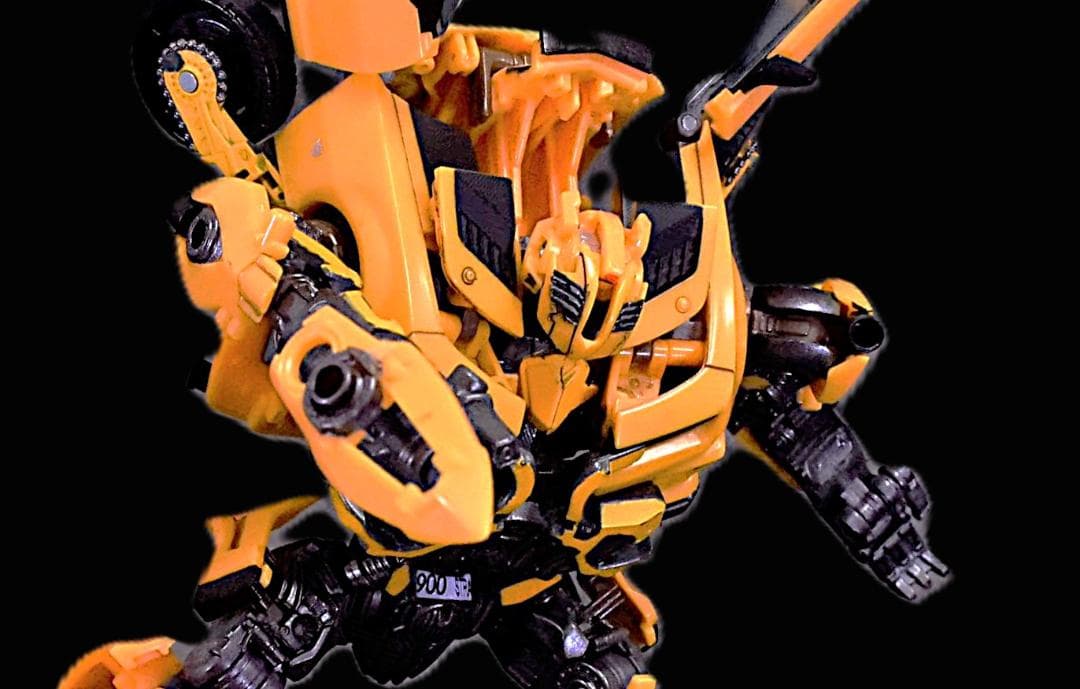 塗装品トランスフォーマーDA-01　パワーアームドバンブルビー