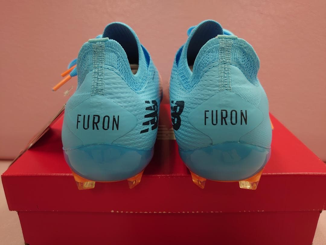 New Balance 「FURON DESTROY HG V7+」 サッカー