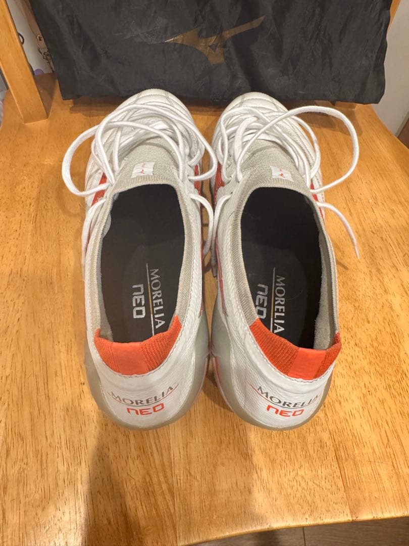 T at 0　【美品】MIZUNO モレリアネオ4β JAPAN限定色