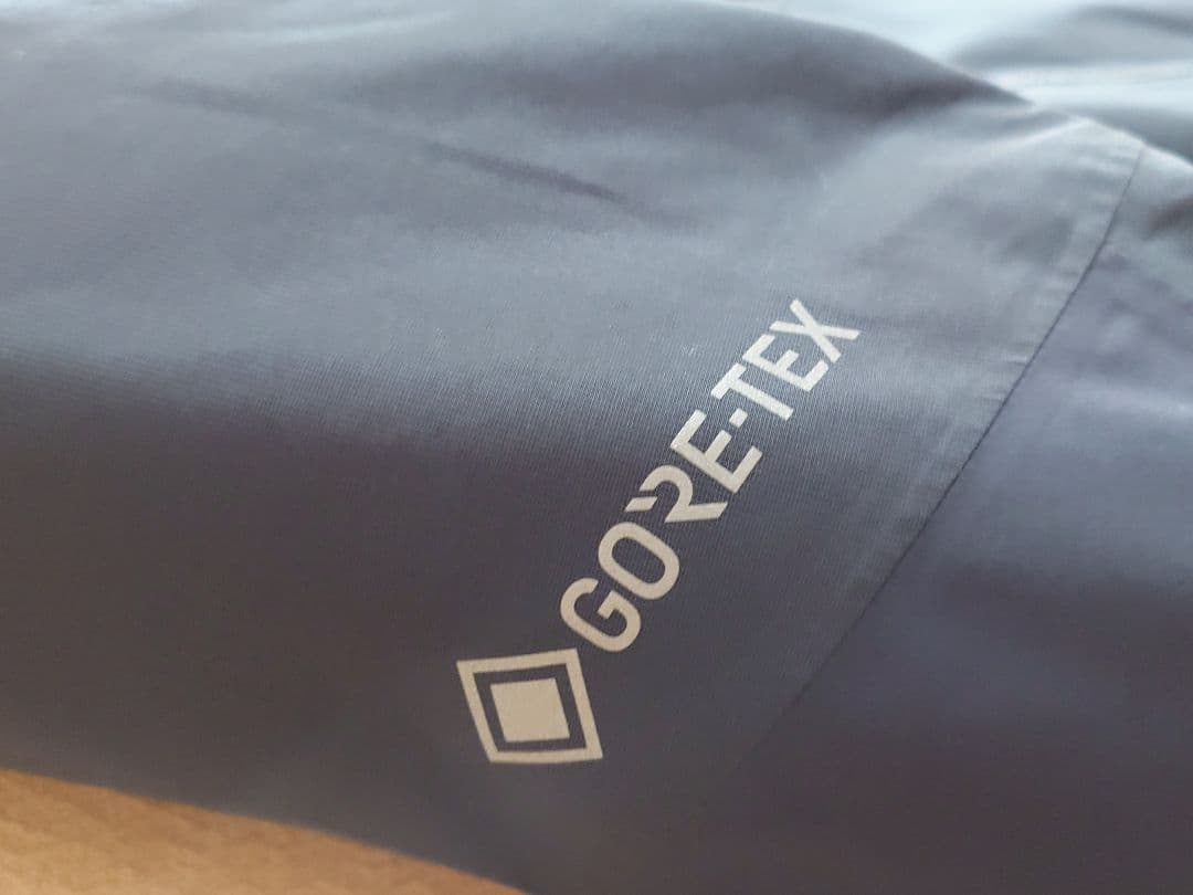 BURTON AK GORE-TEX ジャケット ブラック スノーボード S