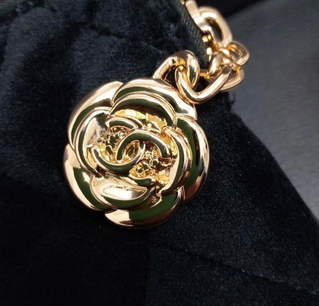 K*6様 CHANEL ベルベット クラッチ