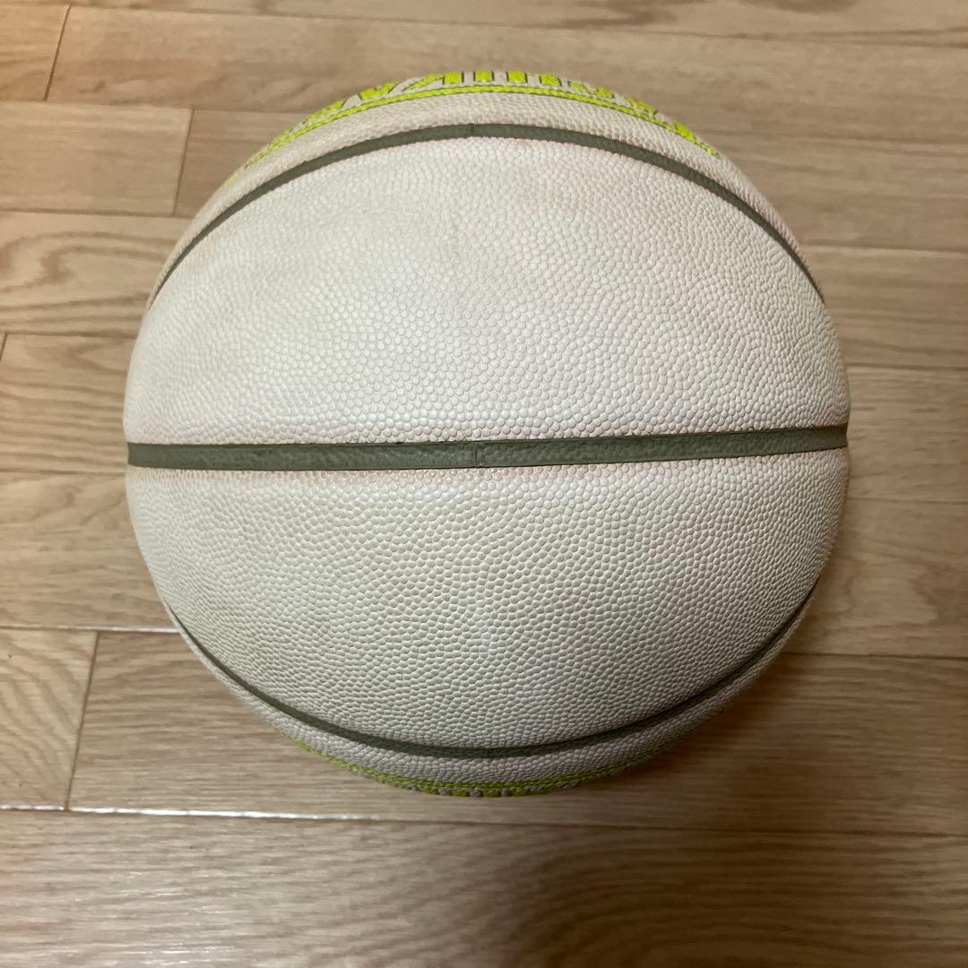 【送料無料】TACHIKARA WHITE HANDS バスケットボール 7号球