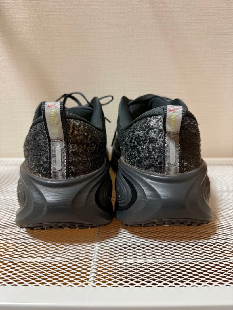 スパイク・シューズ NIKE ZOOM VOMERO PLUS 27cm