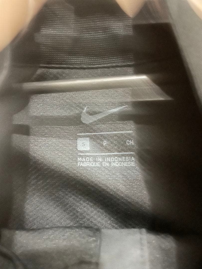 Nike football アノラック　ピステ・ウィンドブレーカー S グレー