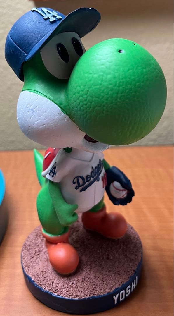 【非売品・新品未開封】ドジャース Yoshi ×ヨッシー ボブルヘッド