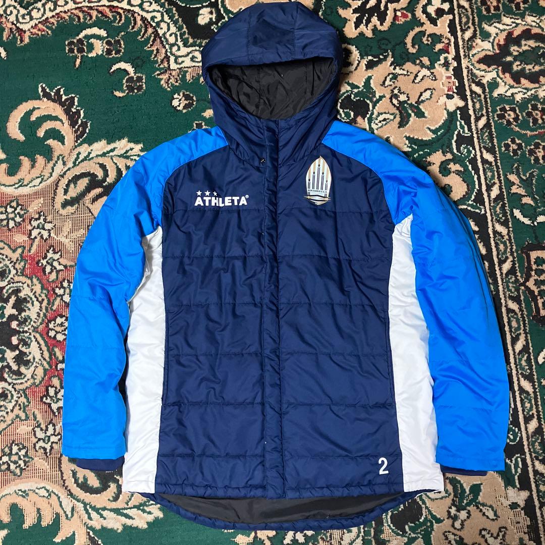 ATHLETA ブリオベッカ浦安 L 中綿　ベンチコート ジャケット