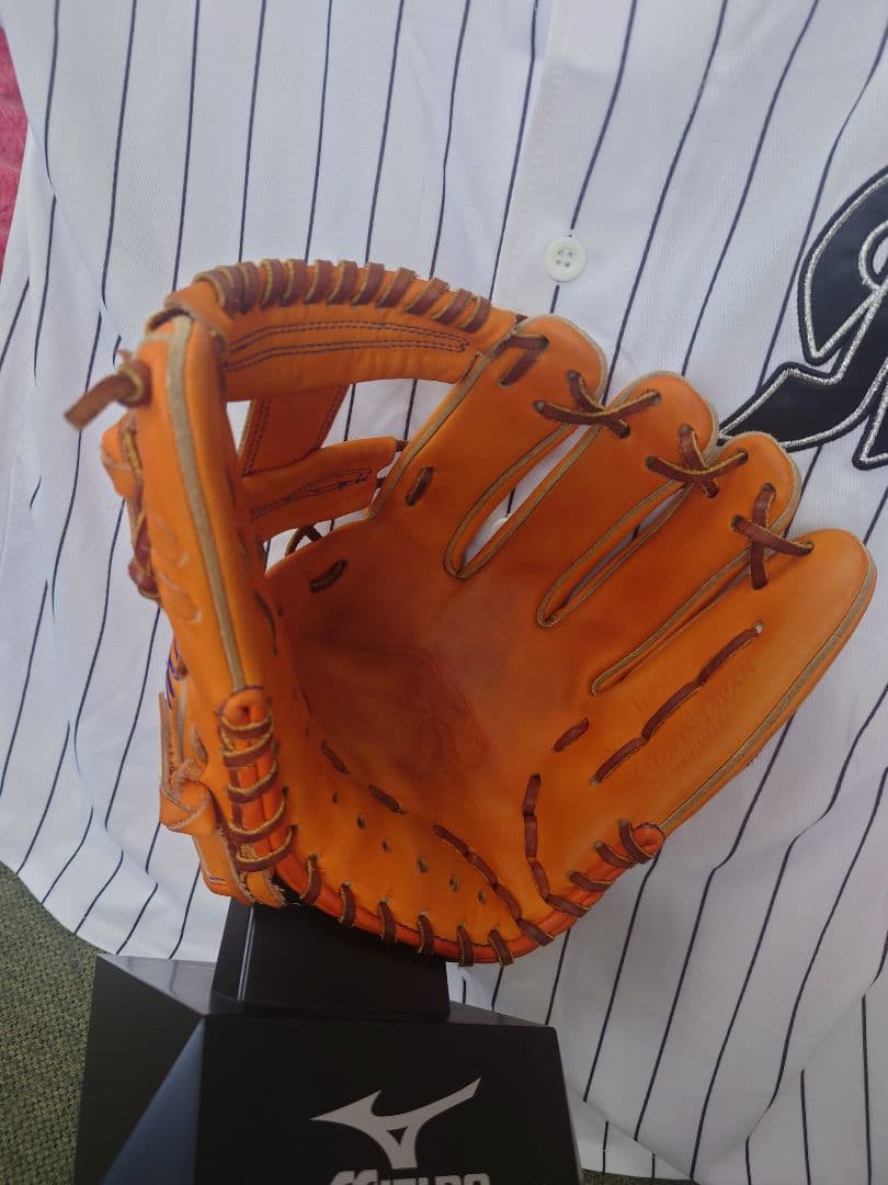 T*君様 NPB ラグデリオン プロ野球選手支給品硬式 グラブ、ミット2点セット