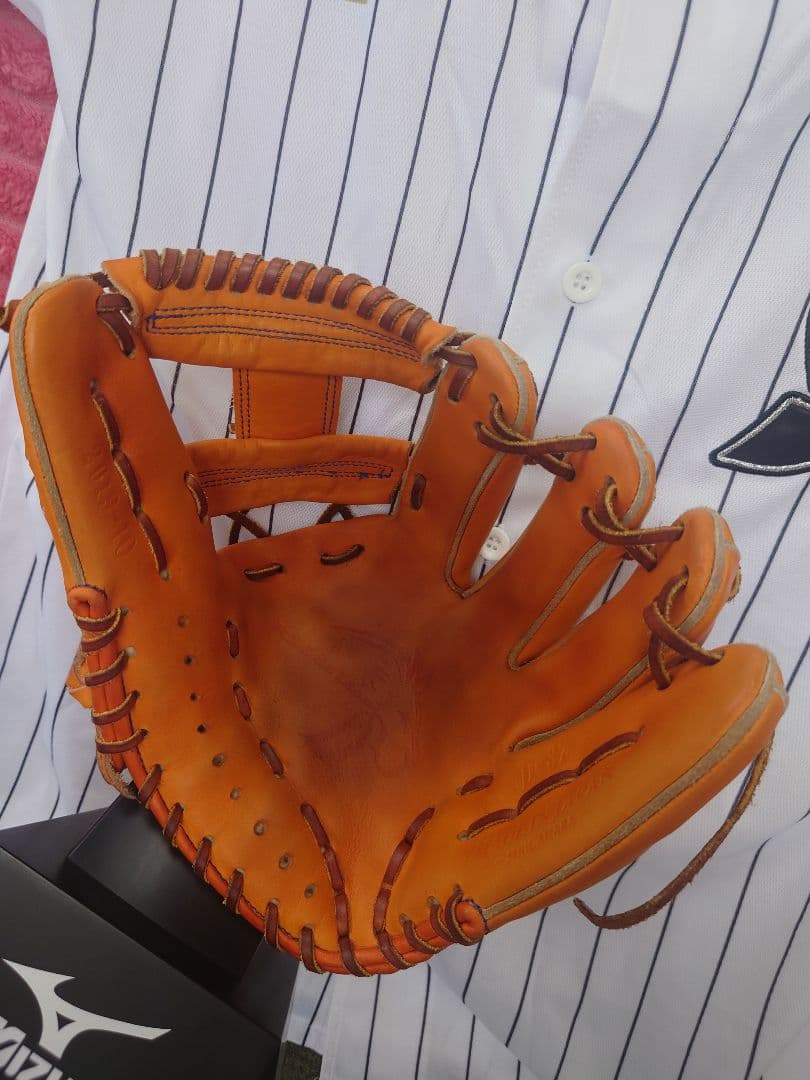 T*君様 NPB ラグデリオン プロ野球選手支給品硬式 グラブ、ミット2点セット