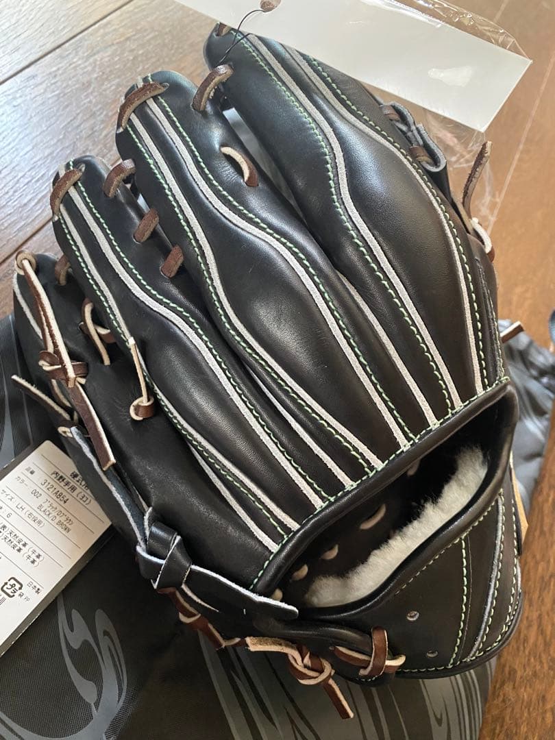 アシックス　内野手用　定価66,000円　　グラブ　グローブ　　ゴールドステージ