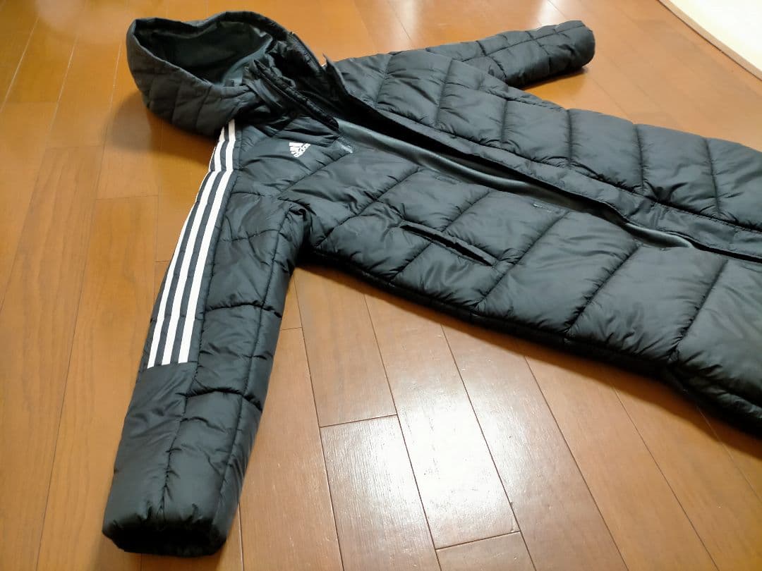 adidas ベンチコート 黒 フード付き【サイズ160】
