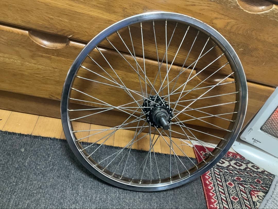BMX タイヤ 　TASKA フリーコースターハブとリム