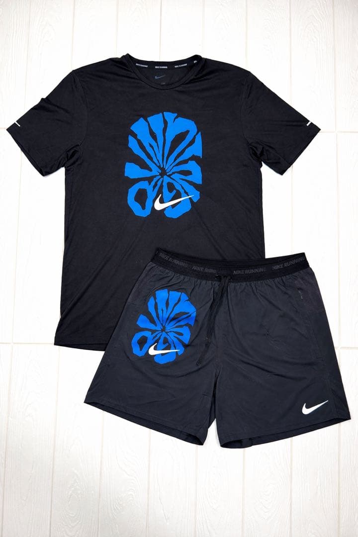 新品NIKE ナイキ　セットアップ Tシャツ　ランニングショーツ　ブラック　L