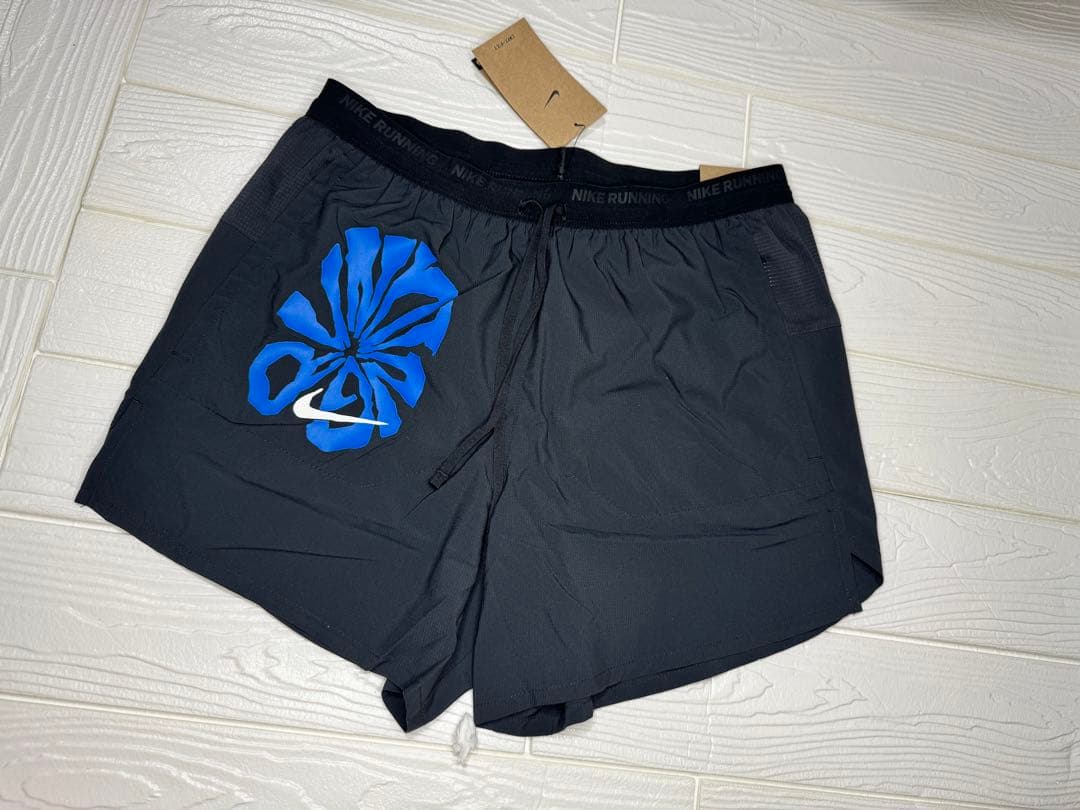 新品NIKE ナイキ　セットアップ Tシャツ　ランニングショーツ　ブラック　L