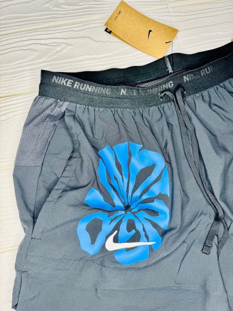 新品NIKE ナイキ　セットアップ Tシャツ　ランニングショーツ　ブラック　L