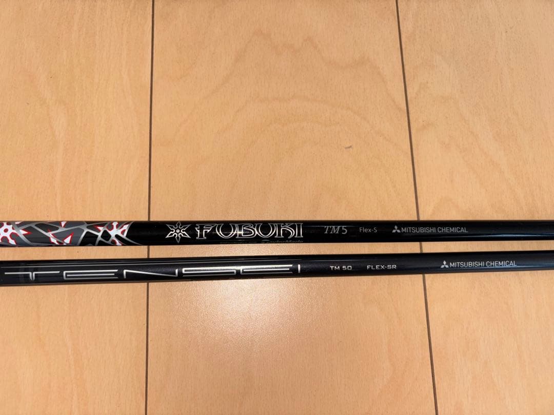 Qi10 10.5度ドライバー （シャフト、ヘッドカバー付き〕