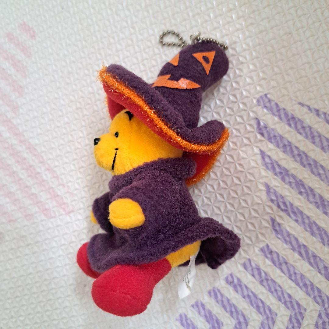 くまのプーさん　2005年ハロウィン　魔女ぬいぐるみ キーチェーン　キーホルダー