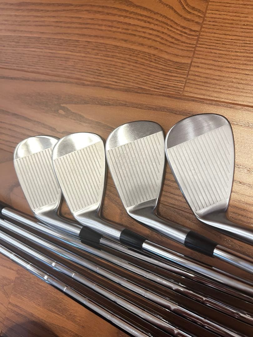 コブラ FORGED ONE TEC LENGTH アイアン8本