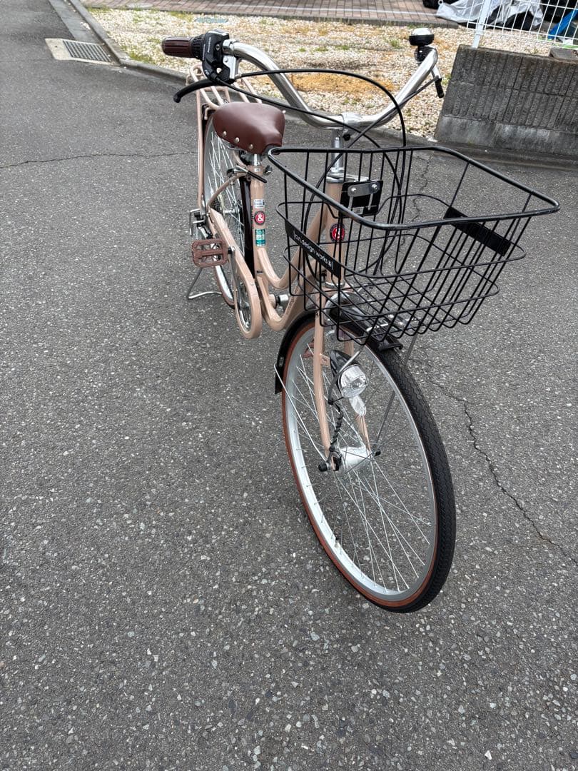 HIRO シティサイクル ベージュ 前バスケット付き