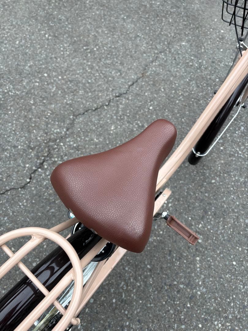 HIRO シティサイクル ベージュ 前バスケット付き
