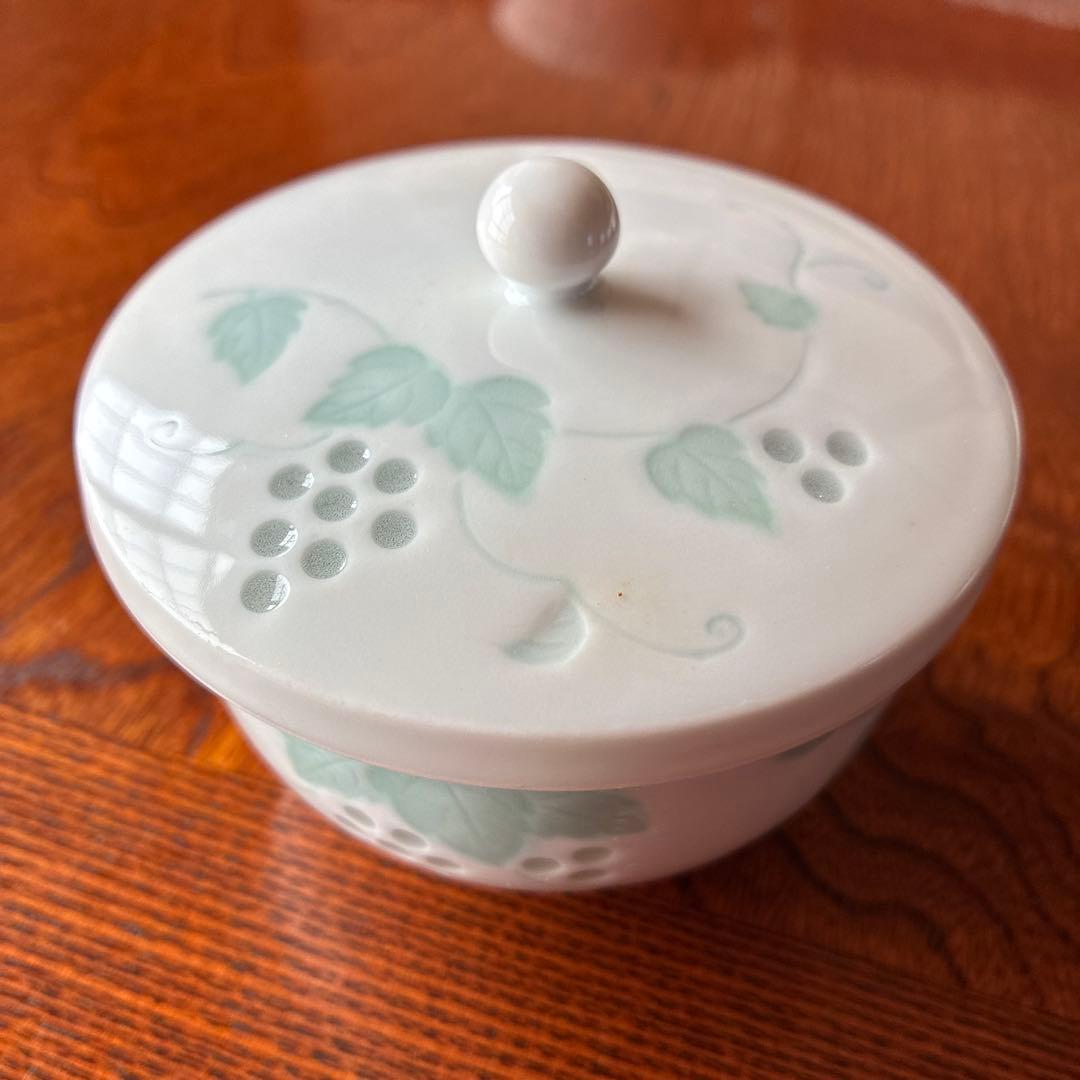 有田焼　宝祥窯　蛍象嵌彫　花柄食器セット 8点専用箱付き