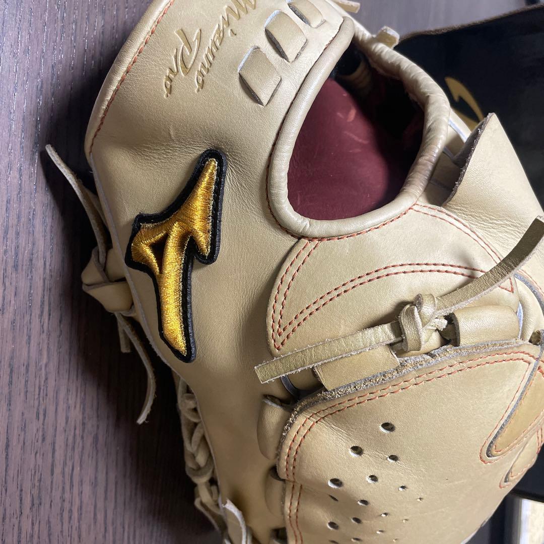 Mizuno プロ硬式 投手用グローブ