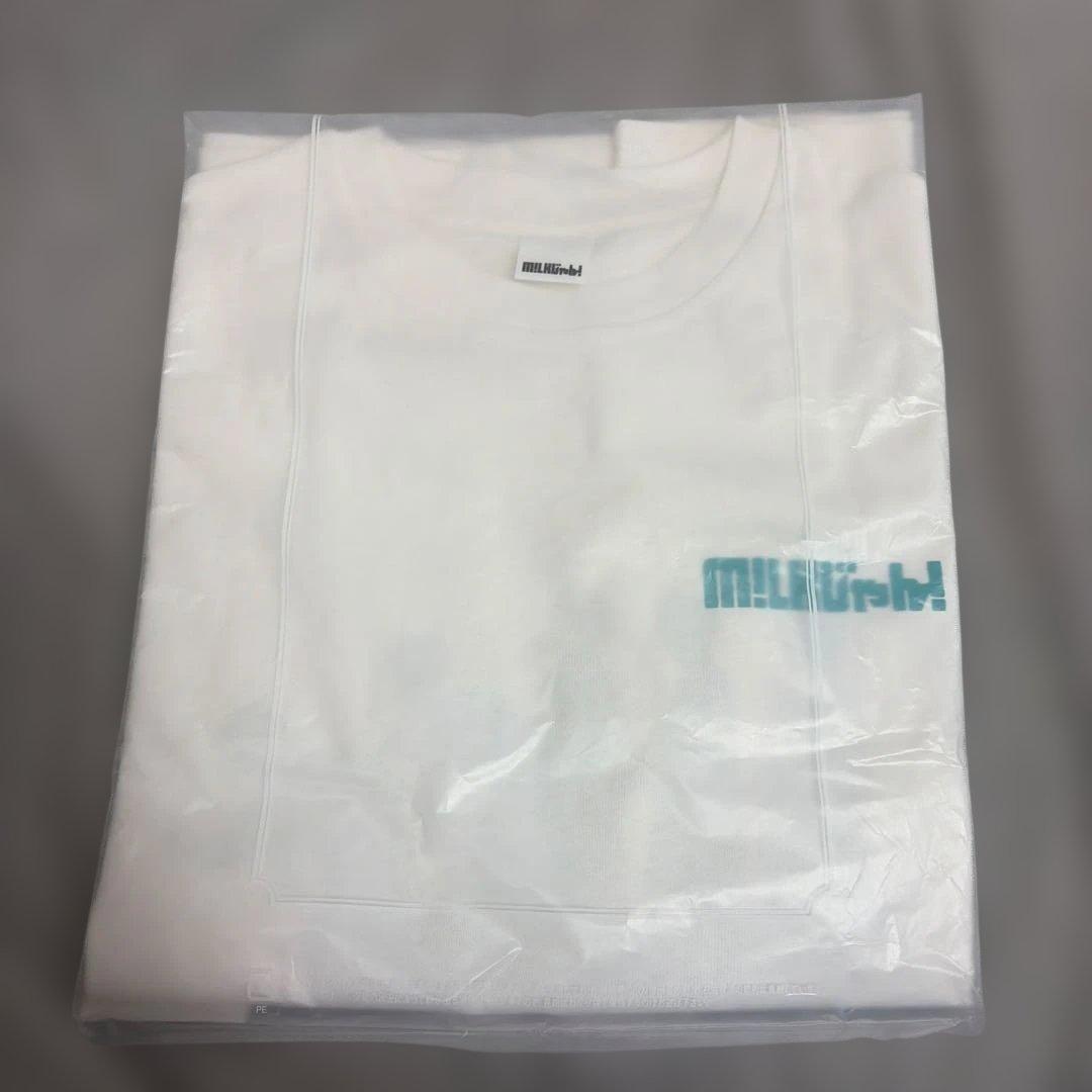 M!LKじゃん！シルエットプリントＴシャツ〈オフホワイト〉