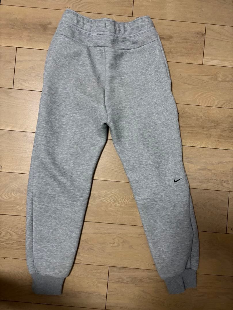 お値下！Nike　テックフリース　レディースXS