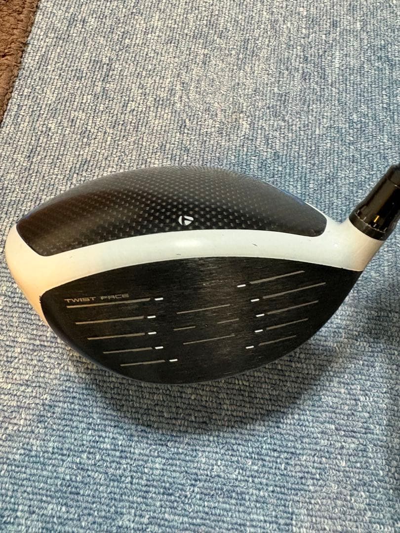 TaylorMade SIM2 MAX D ドライバー