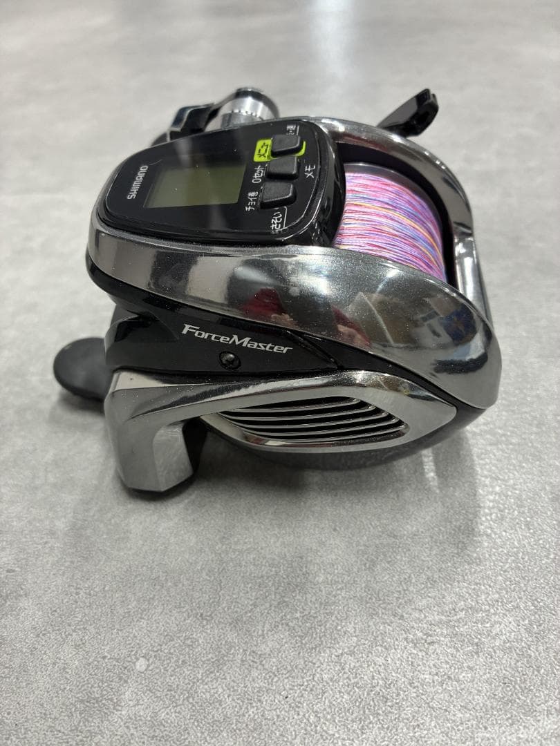 SHIMANO 電動リール 3000 MK、バッテリー付