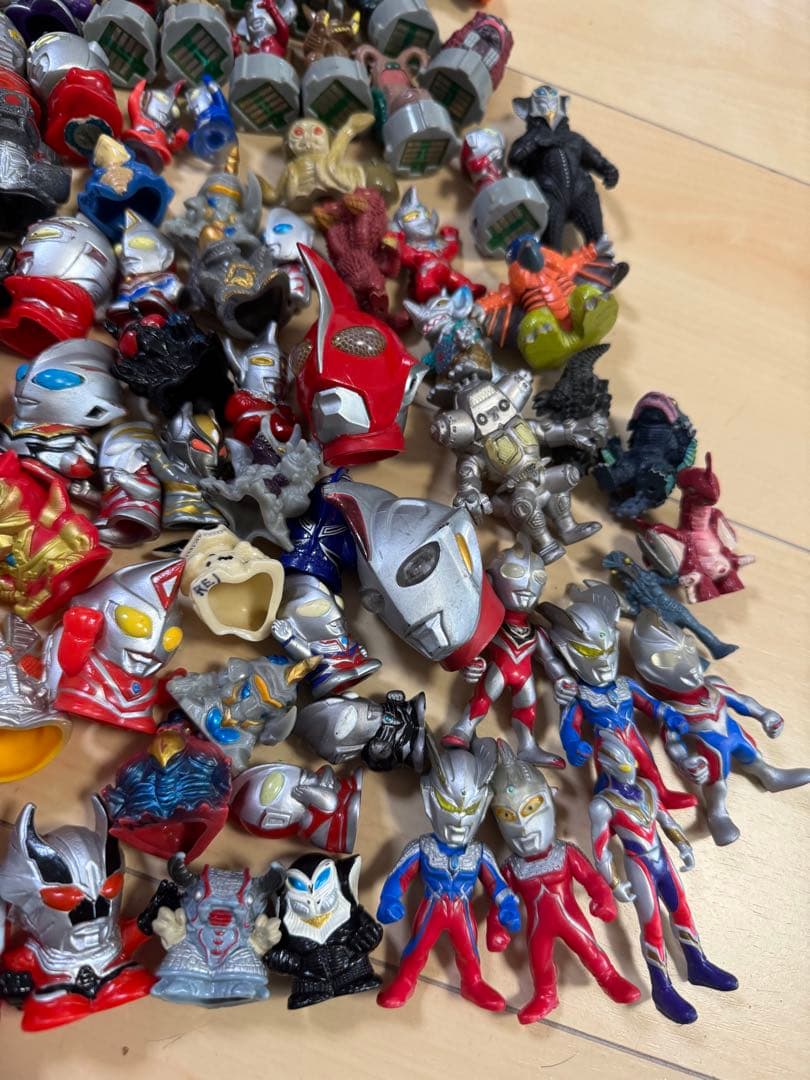 ウルトラマン　ウルトラ怪獣　指人形　フィギュア　等　まとめ売り　昭和　レトロ